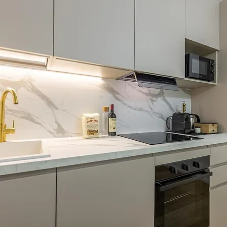 Apartment Olimpia - Prada Bocconi Ieo *