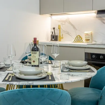 Apartment Olimpia - Prada Bocconi Ieo
