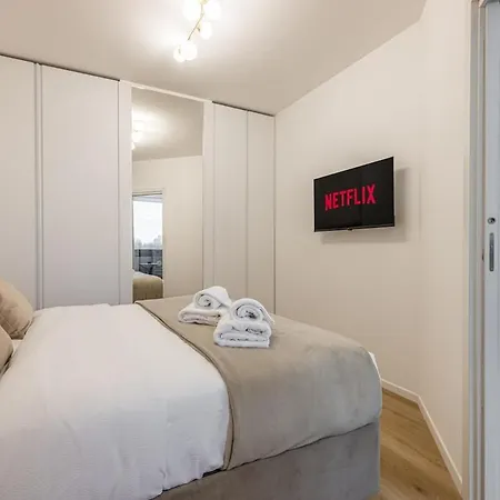 Olimpia - Prada Bocconi Ieo Apartment