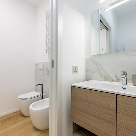 Olimpia - Prada Bocconi Ieo Apartment Milan