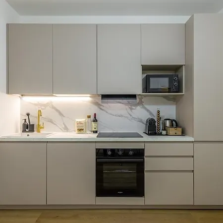 Apartment Olimpia - Prada Bocconi Ieo *